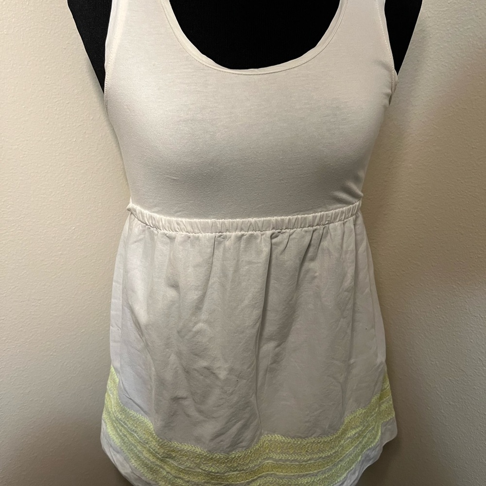 Gap Maternity White Sleeveless Top XS